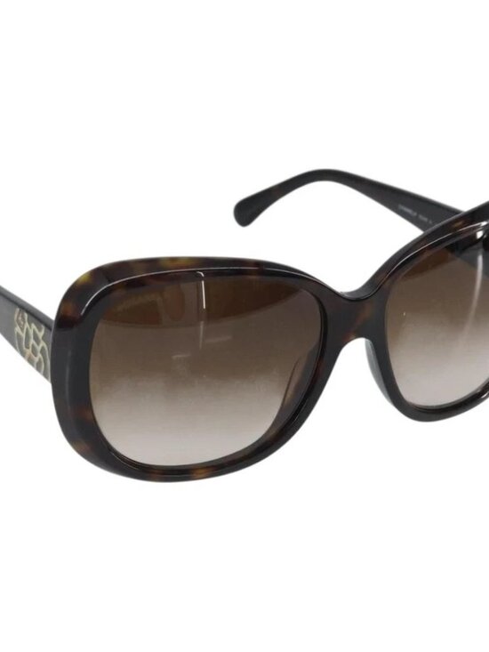 CHANEL Sunglasses plastic Brown CC main image 10